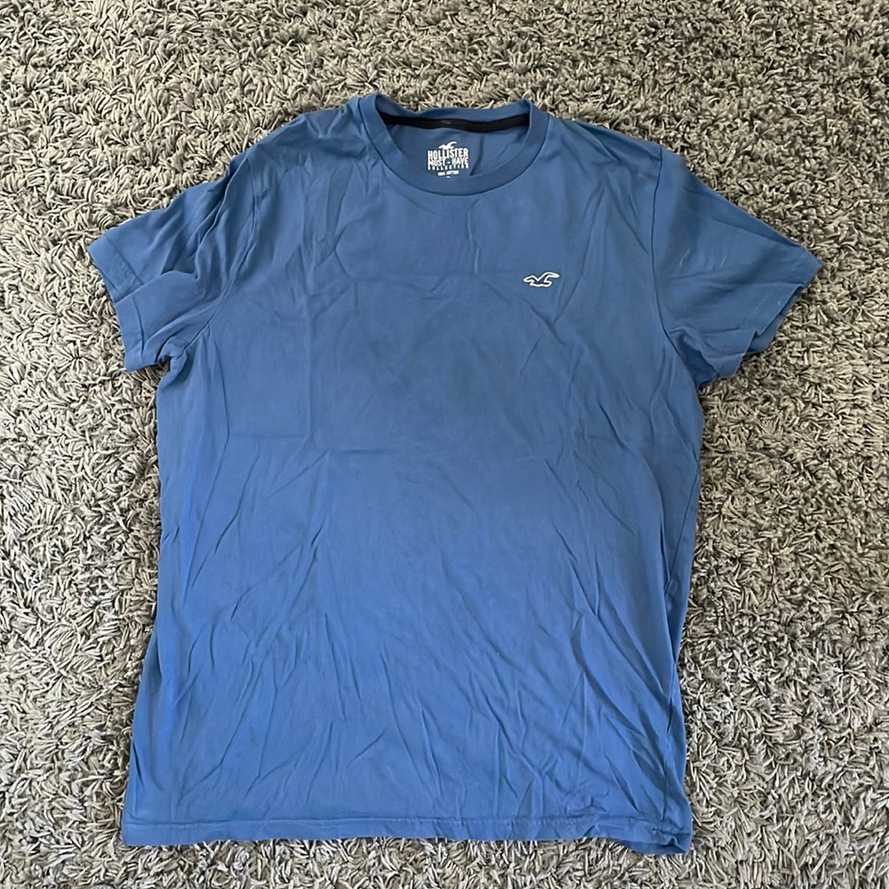 Men’s Large Hollister T-Shirt